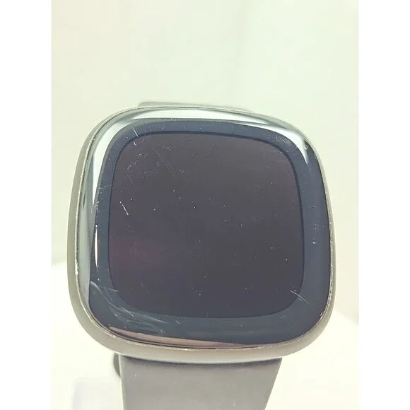 Fitbit Versa 3 FB511 Smartwatch GPS Heart Rate SpO2 Activity Tracker W/ Charger